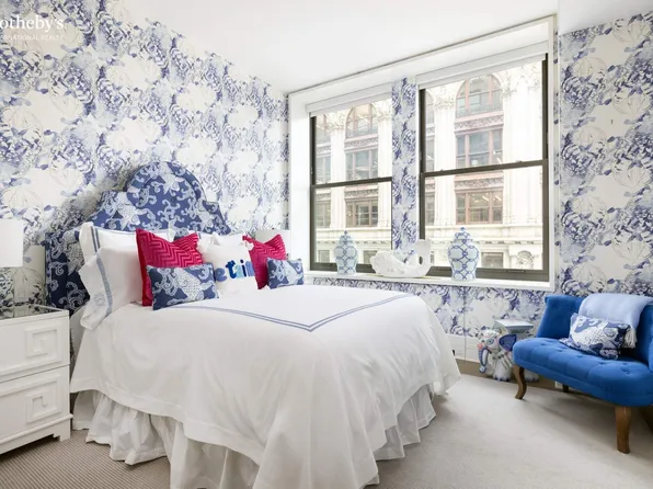 212 Fifth Avenue image 10 of 25