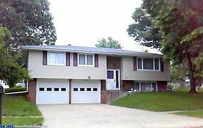 1st image of 2030 N 76th St