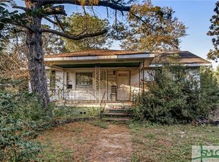 2008 N Fernwood Dr, Savannah, GA 31404