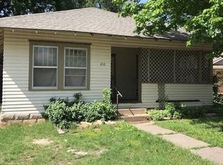 216 E Main St, Augusta, KS 67010