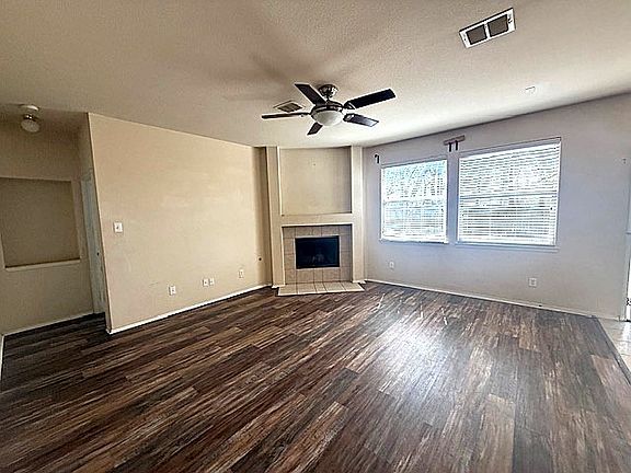 2nd image of 708 Hummingbird Trl