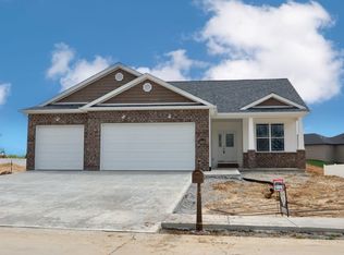 1468 Guilford Pl, Troy, IL 62294