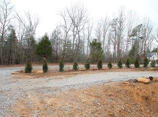 1707 Russell Ridge Rd, Crossville, TN 38555