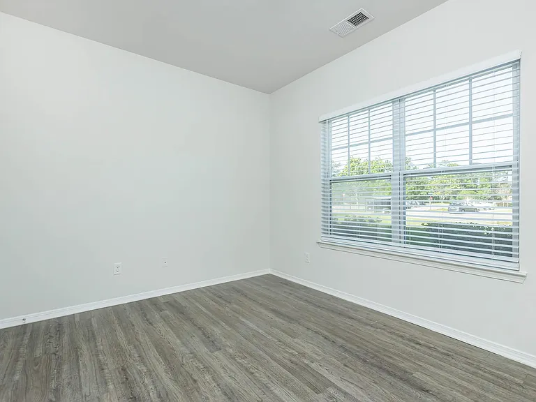 WOOD-STYLE FLOORING