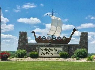Lake Viking Ter, Gallatin, MO 64640