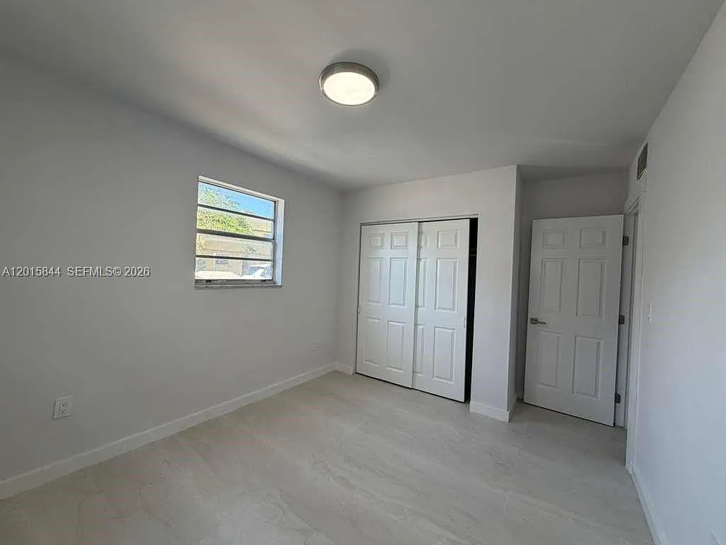Lawrence Estates Land Cos — Photo 3