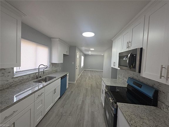 5th image of 725 Potter Rd