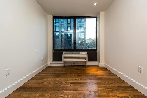 Rented by Nooklyn NYC LLC | media 59