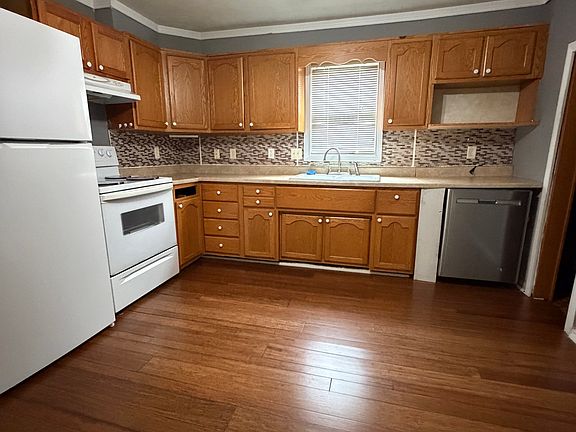 5th image of 1025 S 17th St