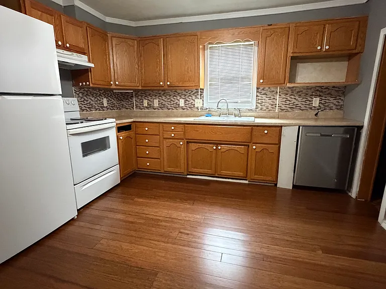 1025 S 17th St — Photo 5