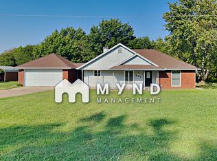 351 Clinton Ln, Midlothian, TX 76065