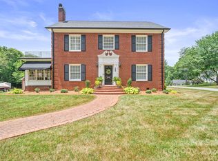 827 N Oak St, Lincolnton, NC 28092
