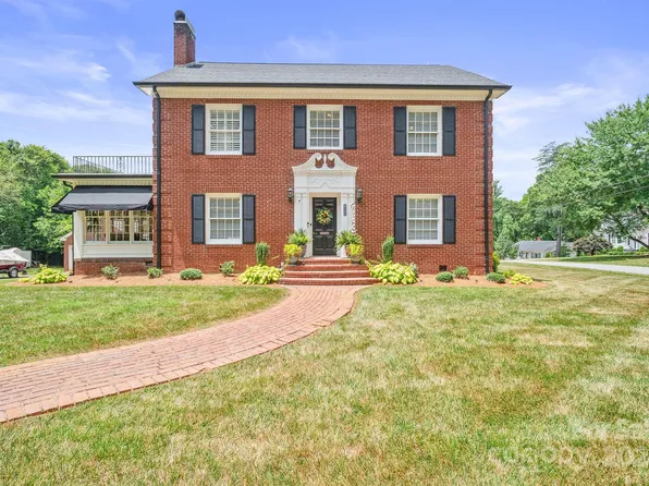 827 N Oak St, Lincolnton, NC 28092