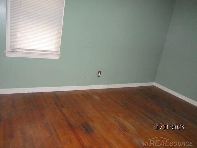 21825 David Ave, photo 8