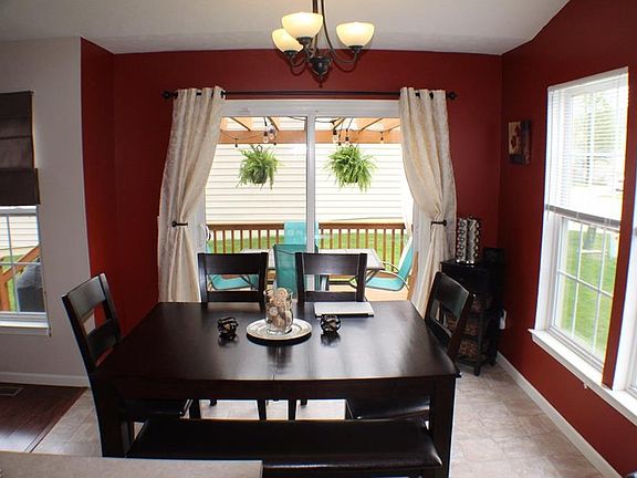 3rd image of 7329 Joey Ln