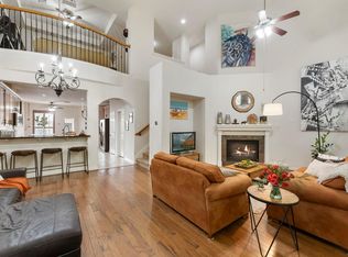 27 Medley Ln, Spring, TX 77382