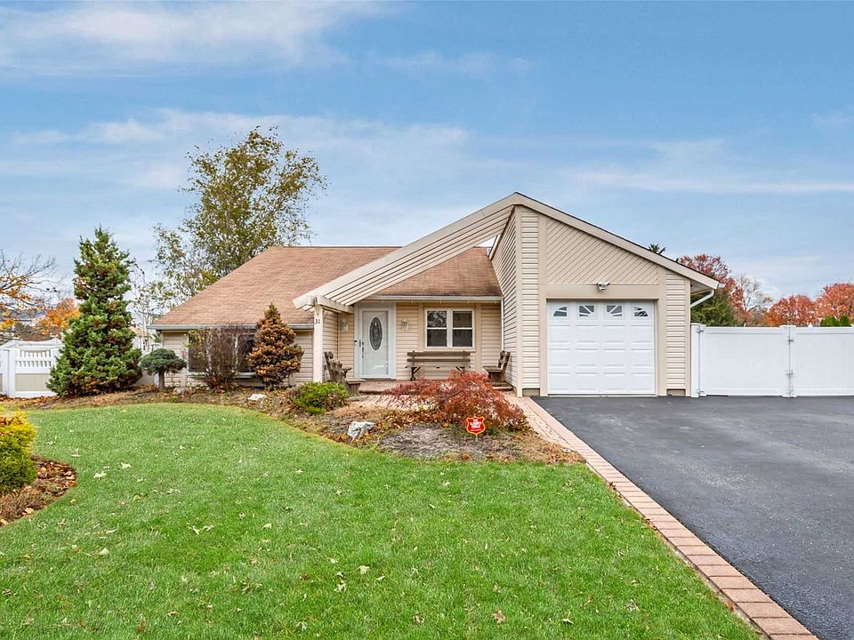 1st image of 31 Forte Ave