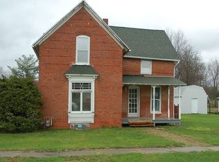 284 W Main St, Warrensburg, IL 62573