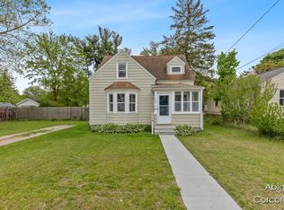124 Janet St SE, Wyoming, MI 49548