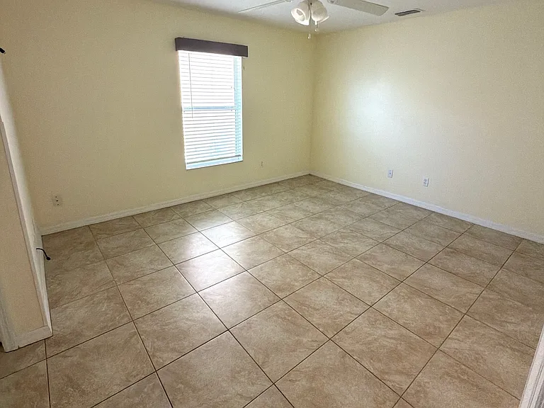 217 Robin Rd — Photo 11