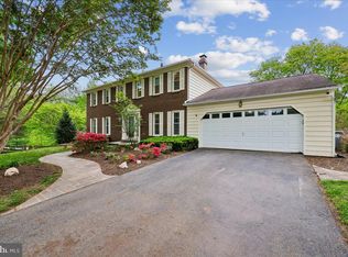 1515 Blue Meadow Rd, Potomac, MD 20854