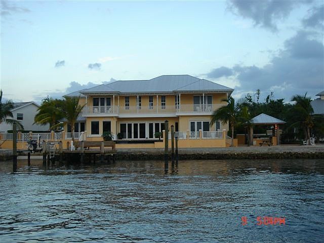 1st image of 2087 S Waterway Dr