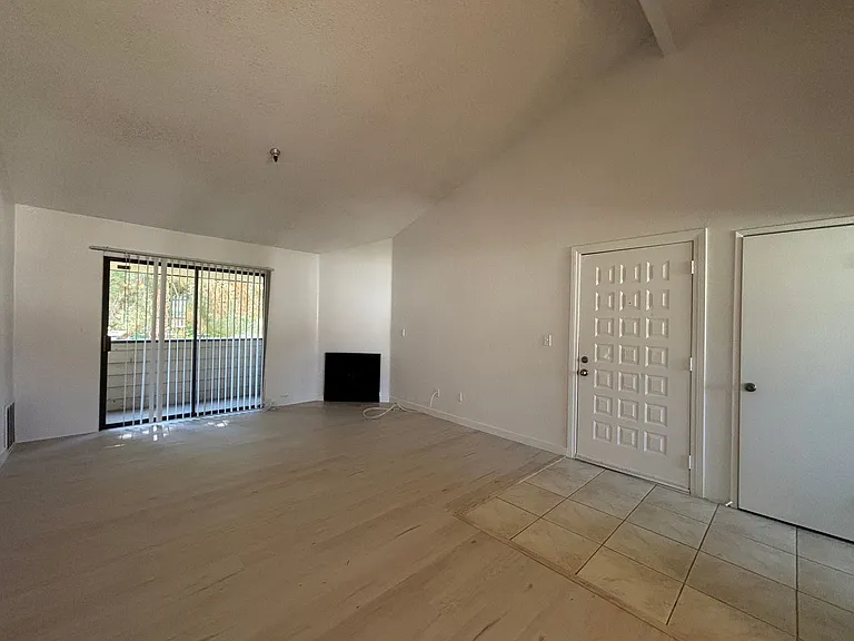 44436 15th St E #5 — Photo 10