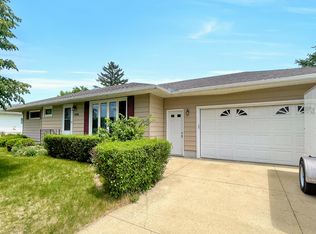 1208 18th St NE, Austin, MN 55912