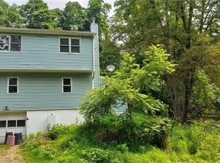 314 Milbren Dr, Verona, PA 15147