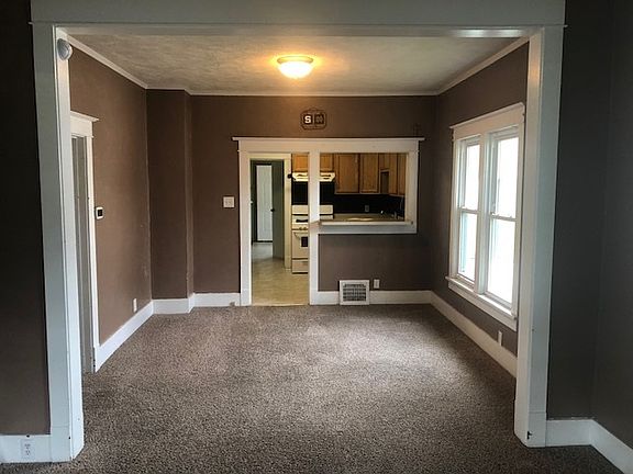 4th image of 1120 Kilbourn St