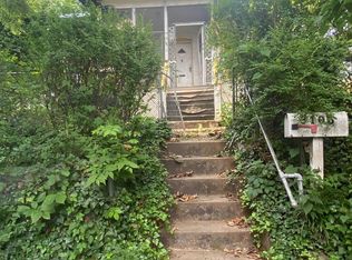 3106 Perry St, Mount Rainier, MD 20712