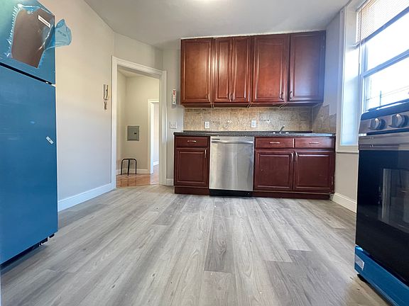 5th image of 401 53rd St #23E