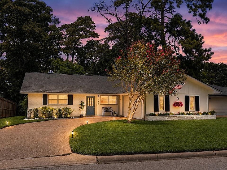 1st image of 1705 Shady Oaks Dr