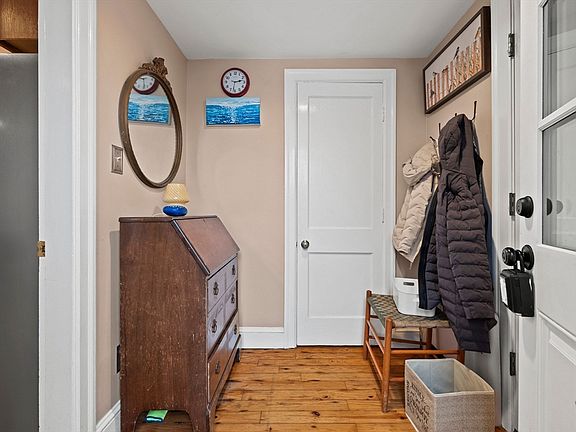 2nd image of 83 High Rd