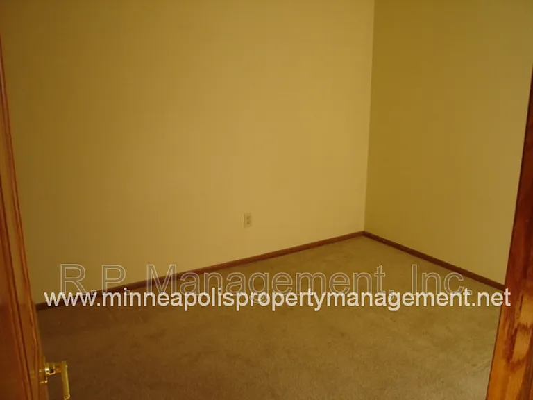 14345 Bedford Dr — Photo 10