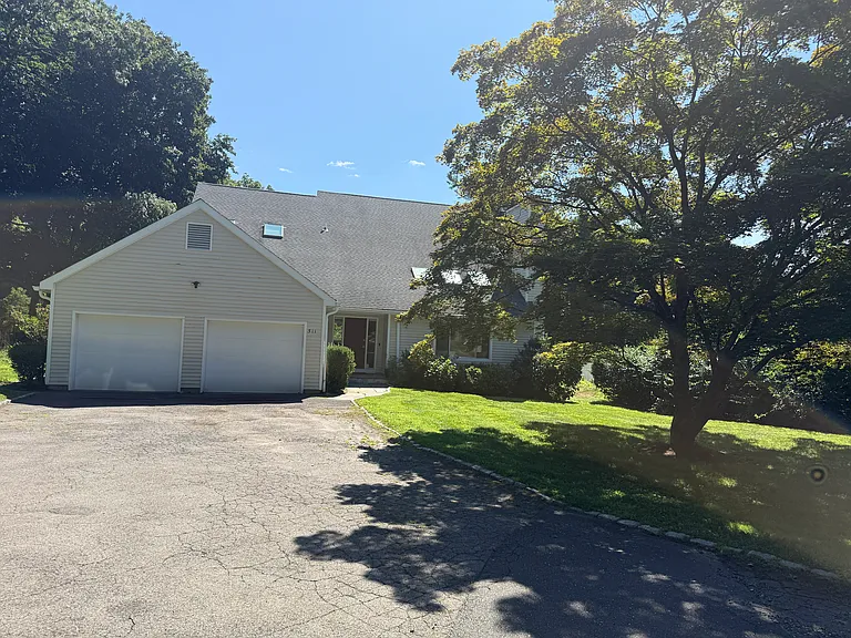 511 Scofieldtown Rd — Photo 2