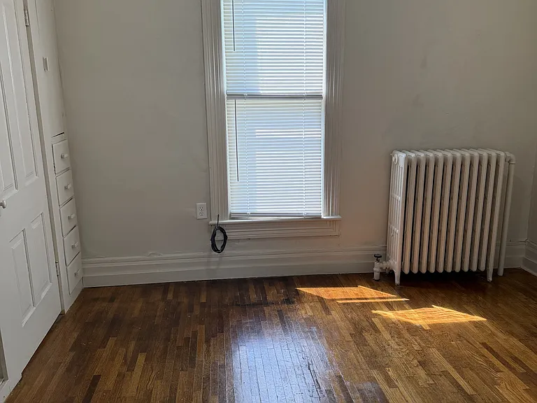 711 N 5th St #1 — Photo 3
