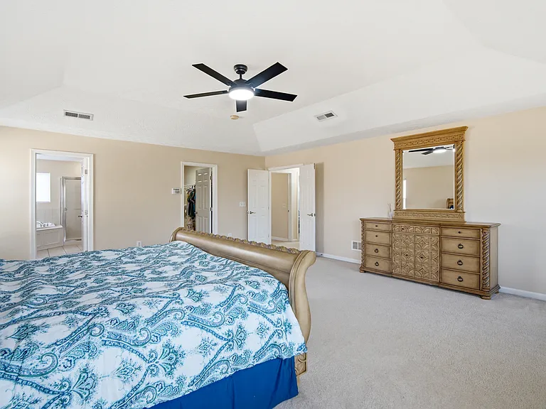 4431 Spring Field Ln — Photo 32
