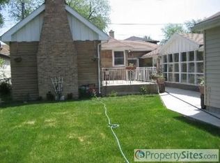 2425 Leyden Ave, River Grove, IL 60171