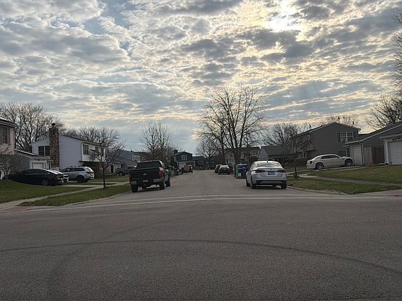 4th image of 1953 Bayview Ln