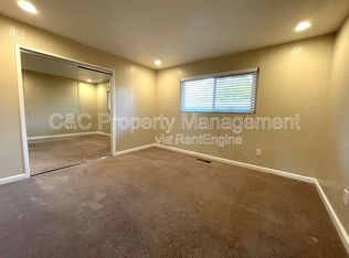 802 Sunset Dr APT H, Pacific Grove, CA 93950