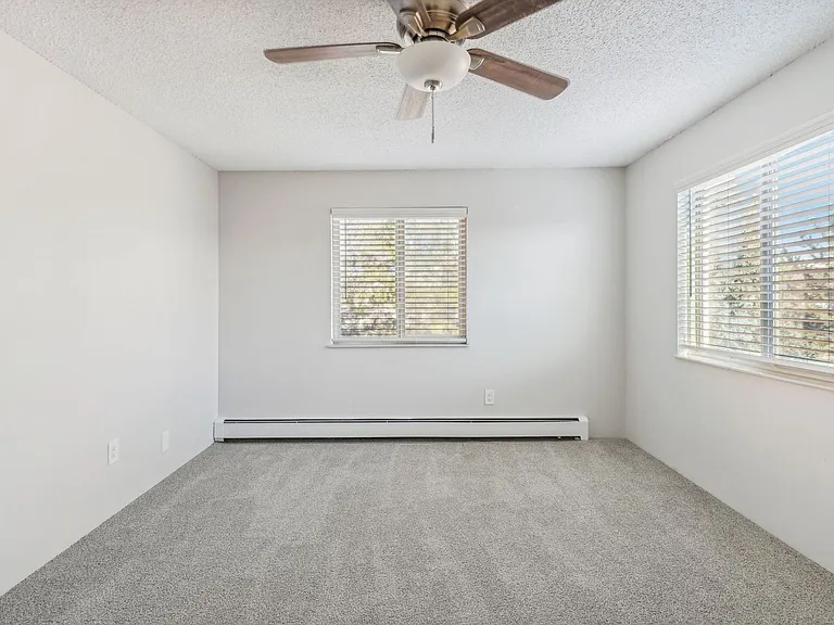 Westport Apartments — Photo 68