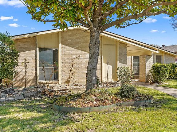 2nd image of 3020 Ravine Trl