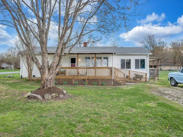 26436 Craigs Creek Rd, New Castle, VA 24127