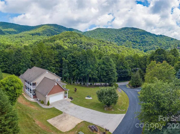 46 Rice Dr, Waynesville, NC 28785