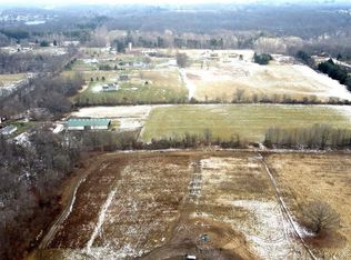 1952 Pero Lake Rd, Lapeer, MI 48446