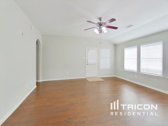 3rd image of 10818 Harston Dr