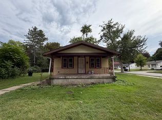 1922 Bergan St, South Bend, IN 46628