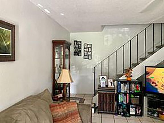 3rd image of 1825 Bough Ave Unit 3