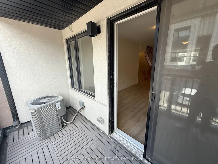 1695 Dersan St E #1206 — Photo 11